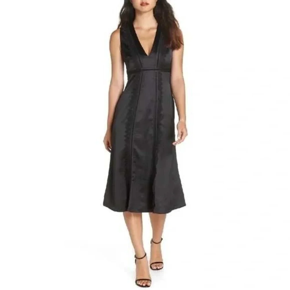 foxiedox cocktail dress | Dresses | Foxiedox Black Midi V Neck Sleeveless Lace Trim Party Size 4 print striped lace with Girls: Little Loves Navy Size:4yr size: women small Foxiedox pickle
